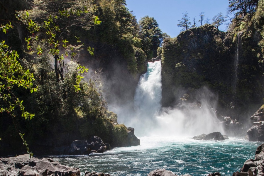 HUILO – HUILO PUCÓN & TERMAS