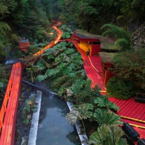 TERMAS GEOMÉTRICAS & PUCÓN AÉREO