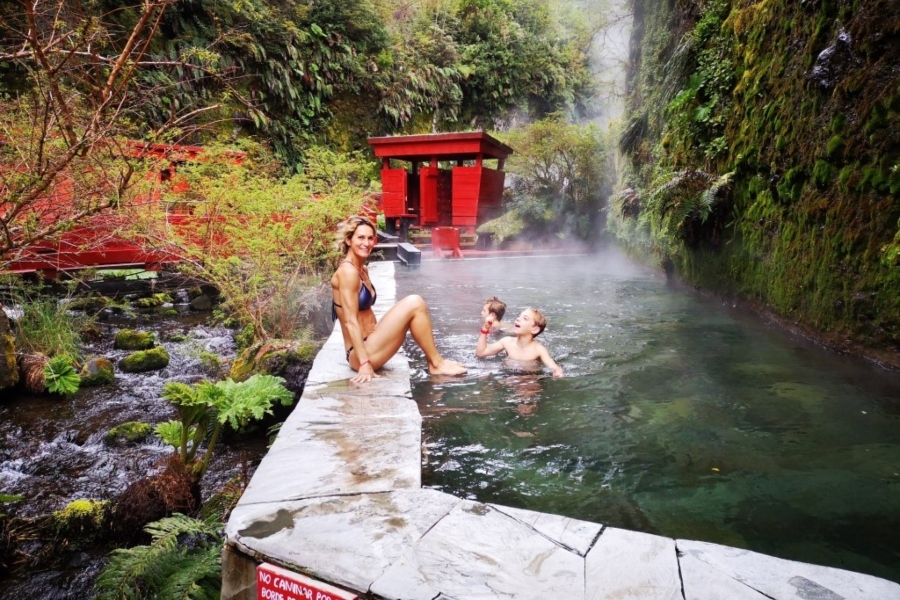TERMAS GEOMÉTRICAS & PUCÓN